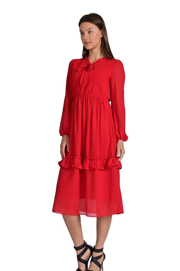 فستان نسائي لون احمر